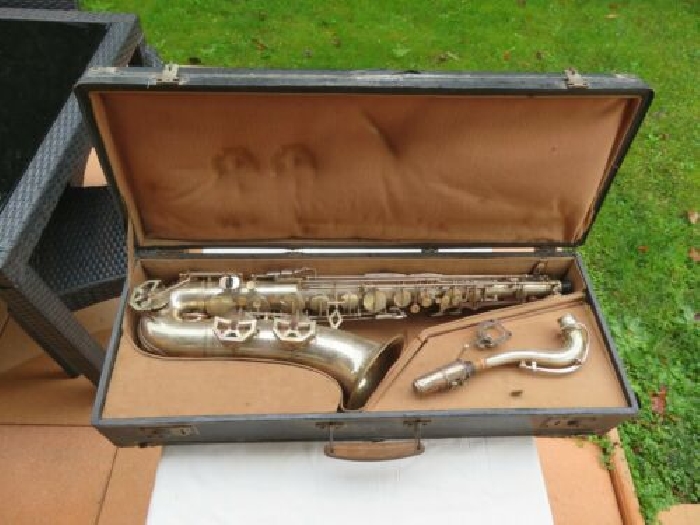 beuscher 400 tenor saxophone
